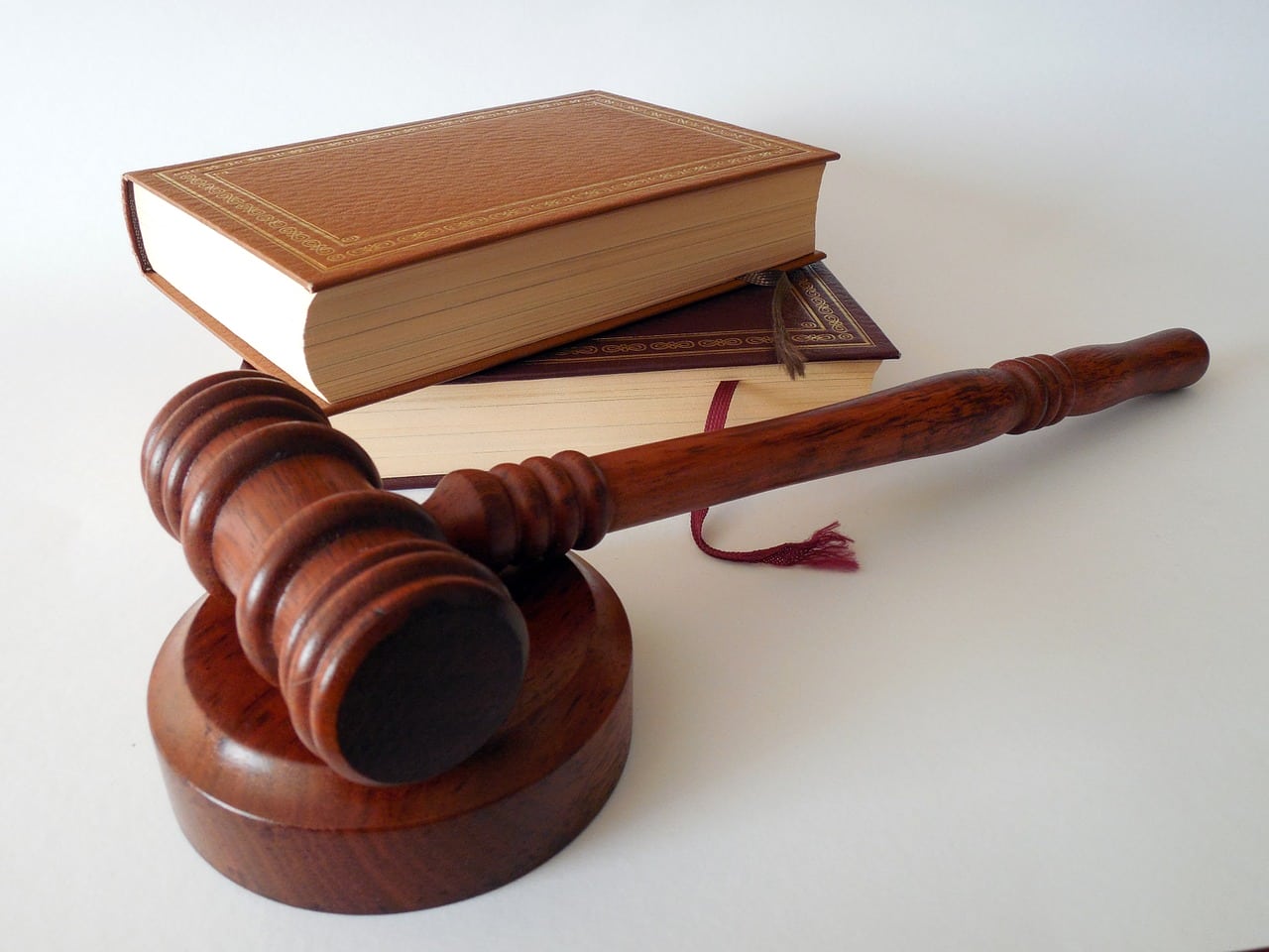 lawyer in metropolitan magistrate court