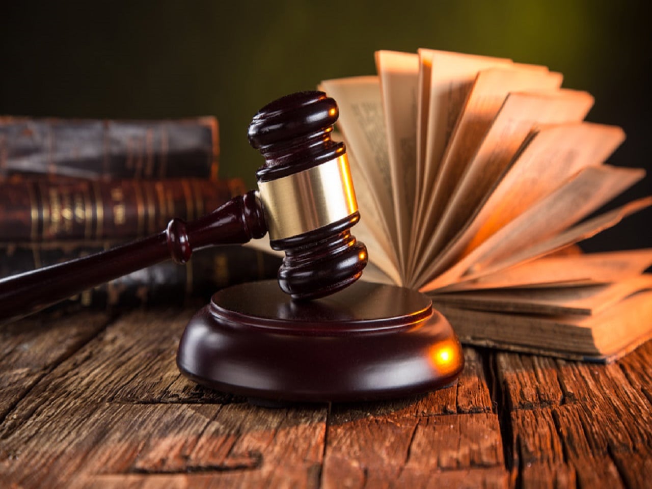lawyer in bankshall court